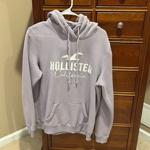 Hollister womens hooded sweatshirt, size XL, light purple w/white graphic, comfy